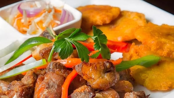 Bannann, Griot ak Akra